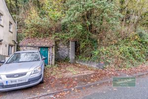 Photo 1- click for photo gallery